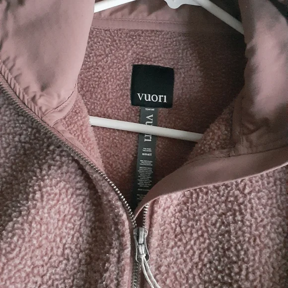 Vuori Jacket - Picture 6 of 12